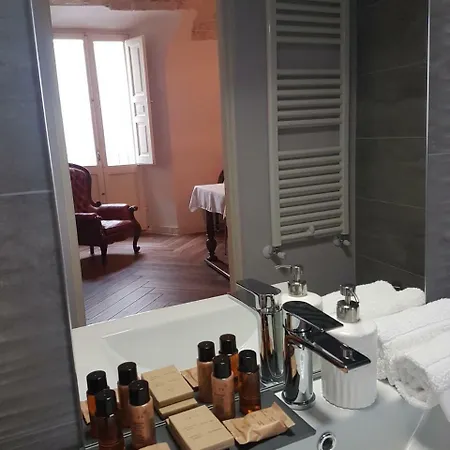 La Dimora Del Falconiere - Luxury Sulmona