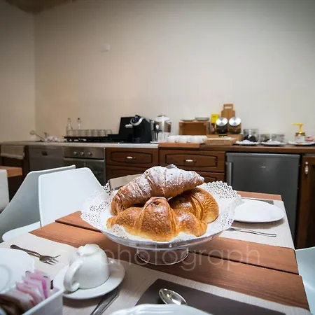 La Dimora Del Falconiere - Luxury Sulmona