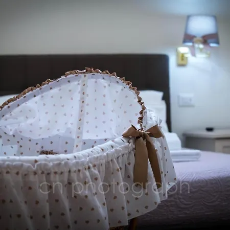 Bed & Breakfast La Dimora Del Falconiere - Luxury
