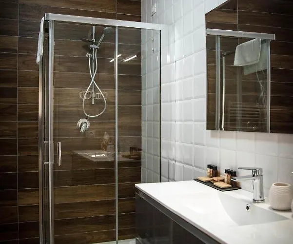 La Dimora Del Falconiere - Luxury 4* סולמונה