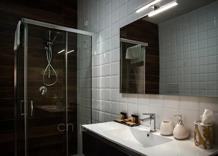 La Dimora Del Falconiere - Luxury סולמונה