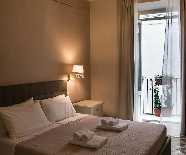 La Dimora Del Falconiere - Luxury לינה וארוחת בוקר 4*