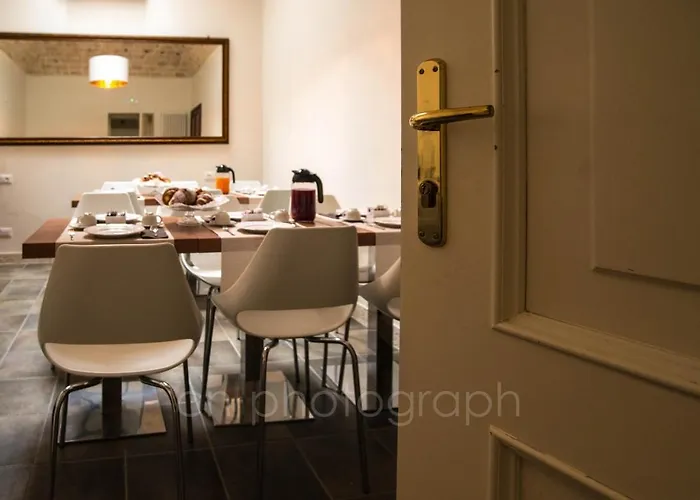 La Dimora Del Falconiere - Luxury לינה וארוחת בוקר 4*